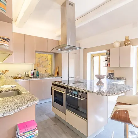 Renovated House In The Center Of Semesterbostad Beausoleil