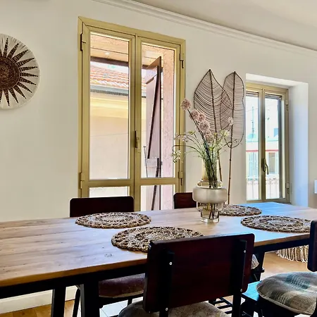 Renovated House In The Center Of Semesterbostad