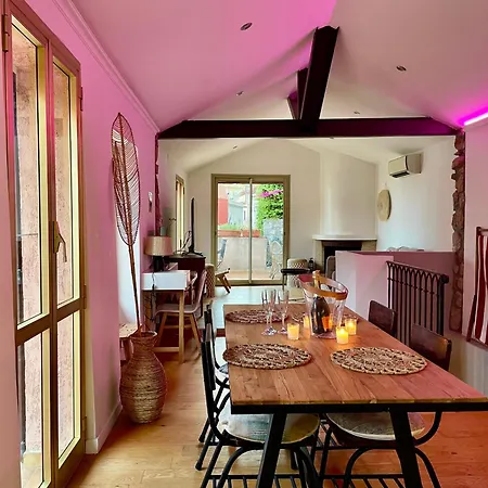 Renovated House In The Center Of Hébergement de vacances Beausoleil