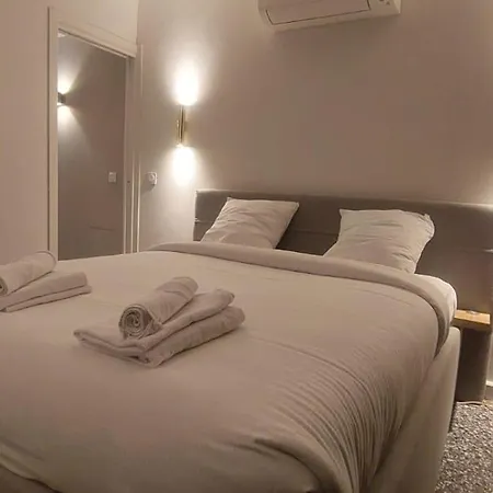 Renovated House In The Center Of