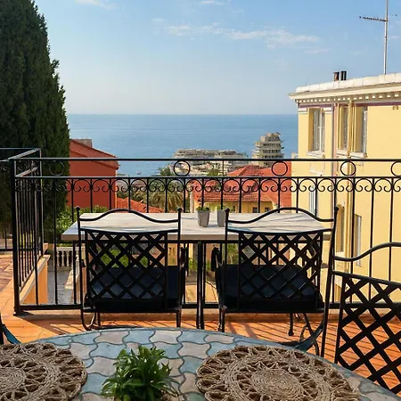 Semesterbostad Renovated House In The Center Of *